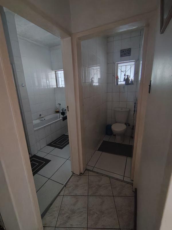 5 Bedroom Property for Sale in Sasolburg Ext 4 Free State